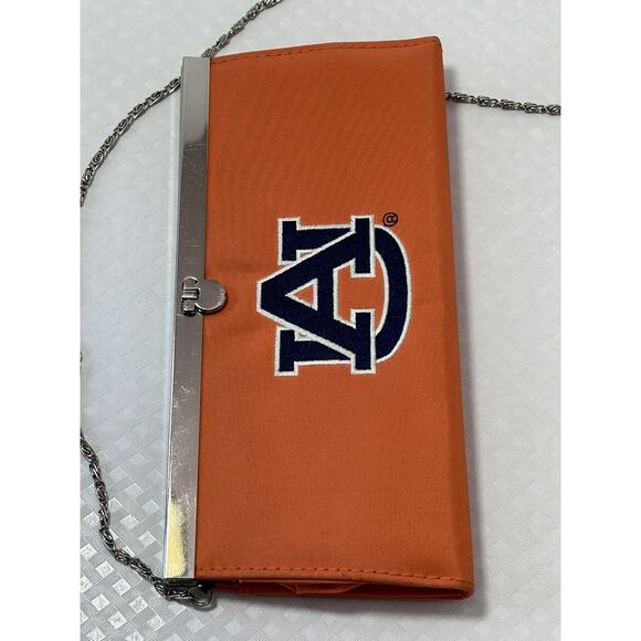 Game Day Outfitters AU College Clutch Purse with Cross Body Chain - Picture 2 of 16